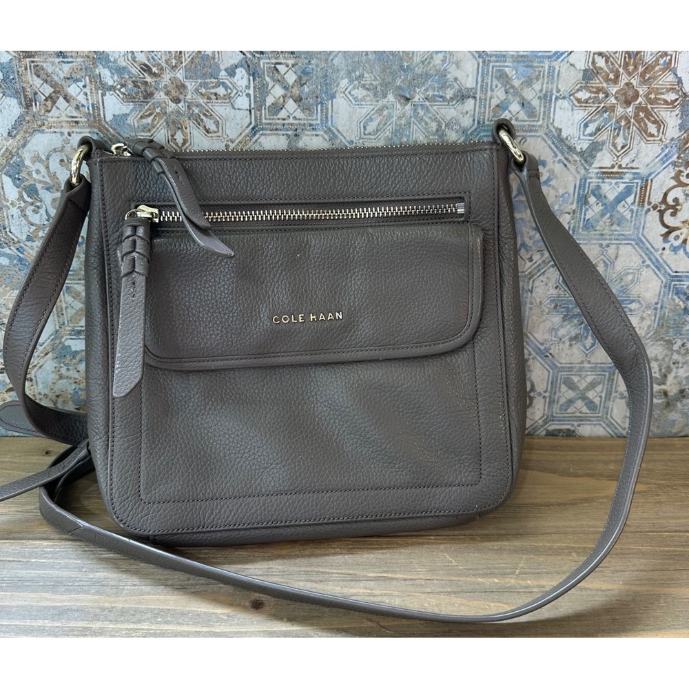 Cole Haan Crossbody Pebbled Leather Bag Womens Small Taupe Excellent